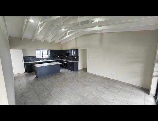 3 BEDROOM HOUSE FOR SALE IN FOUNTAINS ESTATE